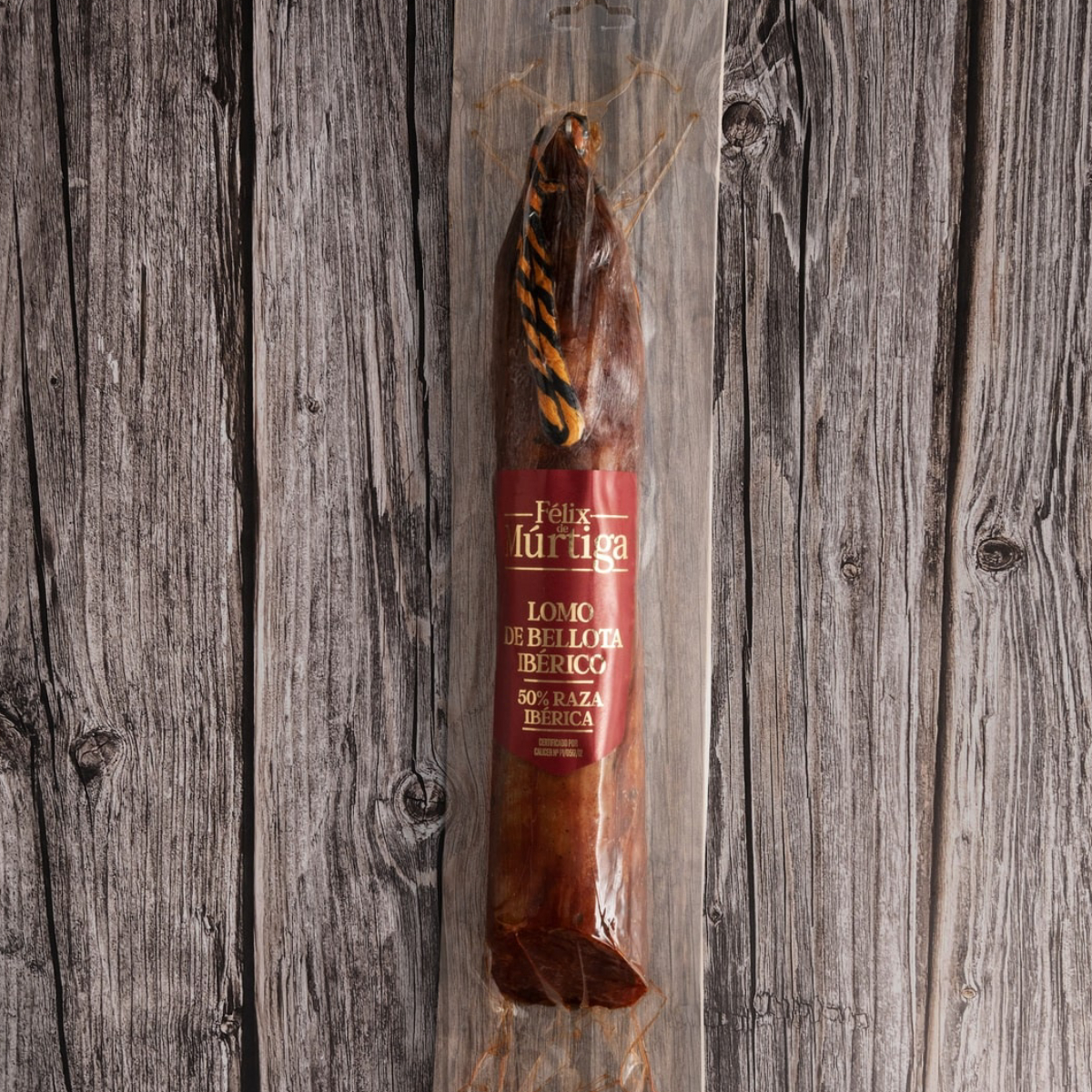 Lomo de Bellota Ibérico 50% raza ibérica en mitades